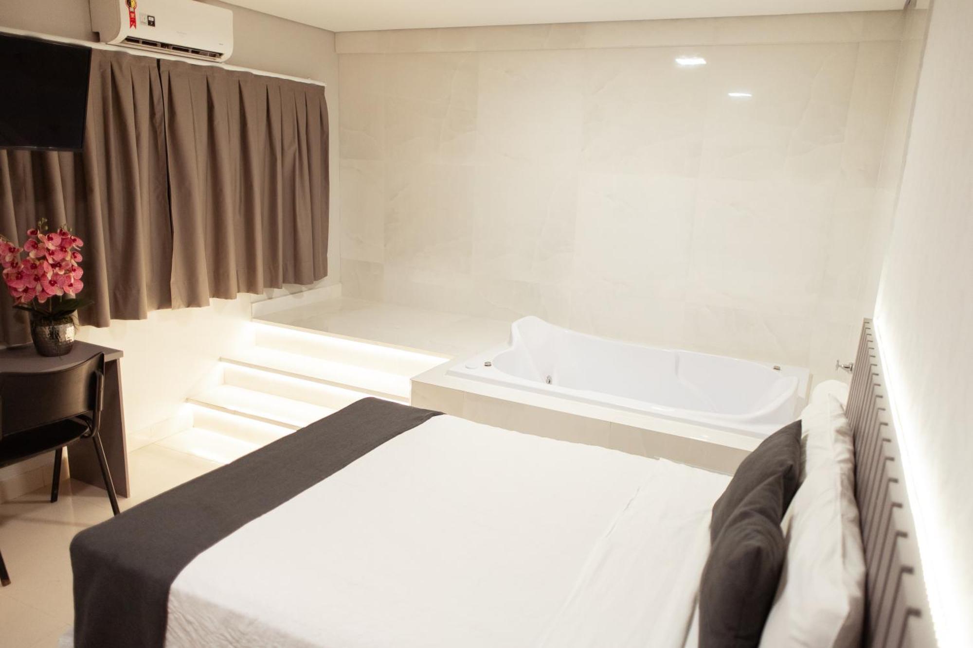 Paris Hotel By H Hoteis - Business 塔瓜汀加 外观 照片